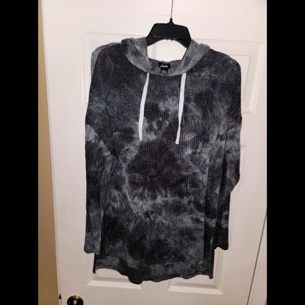 Justify tie dye long sleeve with hood
